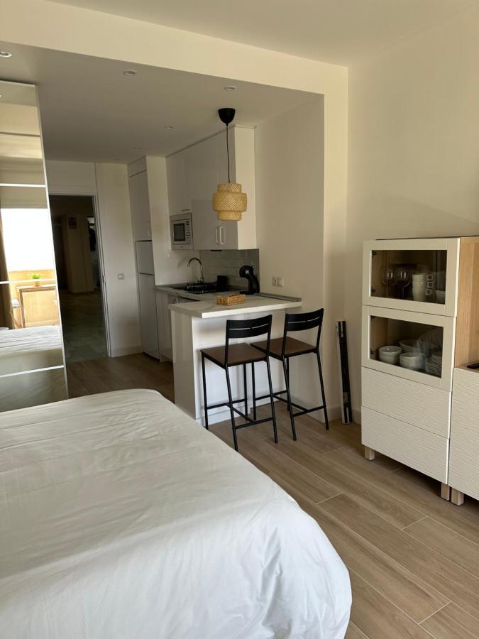 Estudio Primera Linea De Playa Benalmádena Zewnętrze zdjęcie