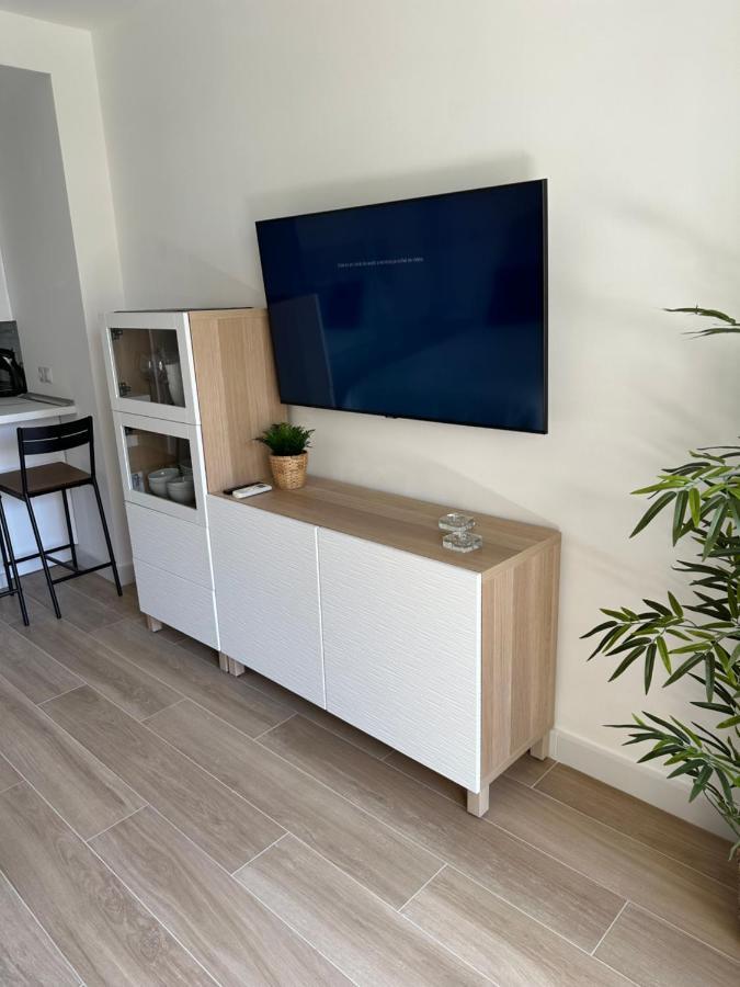 Estudio Primera Linea De Playa Benalmádena Zewnętrze zdjęcie