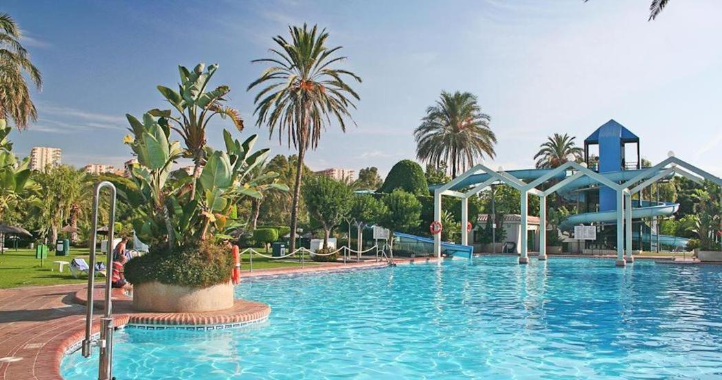 Estudio Primera Linea De Playa Benalmádena Zewnętrze zdjęcie